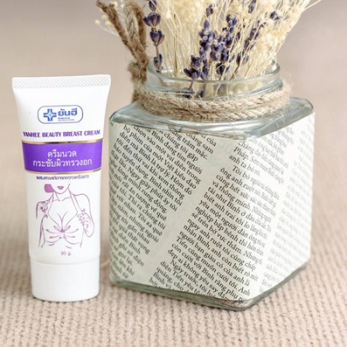 Kem massage nở ngực, săn chắc - Yanhee Beauty Breast Cream 30g Kem massage nở ngực, săn chắc - Yanhee Beauty Breast Cream 30g