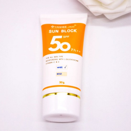 Kem chống nắng dưỡng trắng da Yanhee SunBlock White 30g Kem chống nắng dưỡng trắng da Yanhee SunBlock White 30g